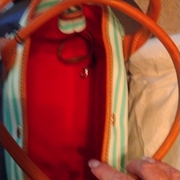 Dooney Bourke NWT Coated Cotton/canvas bag. - Picture 4 of 6